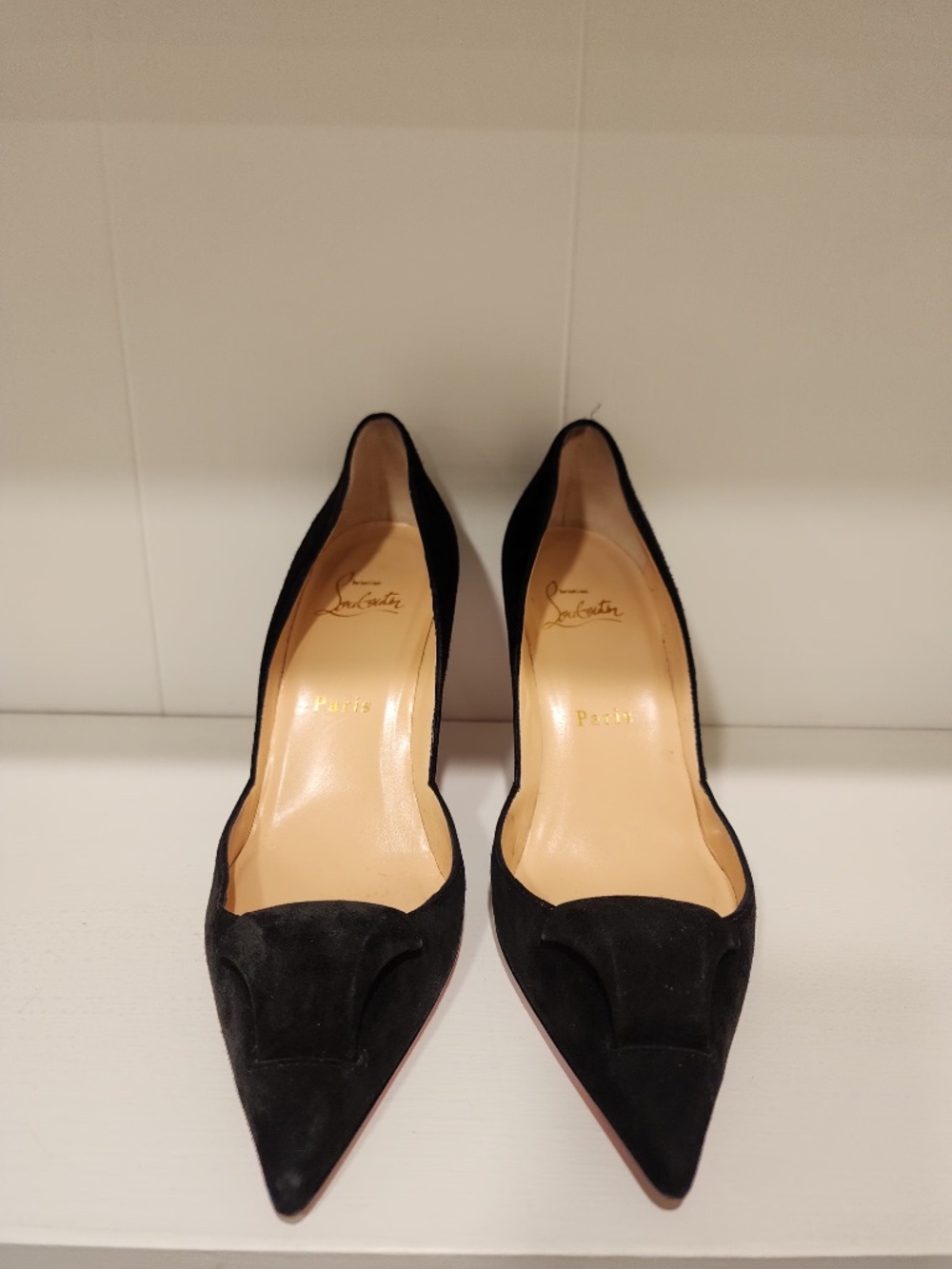 Christian Louboutin Philaer 85 in Black Suede with Ruffle Detail - Picture 3 of 7